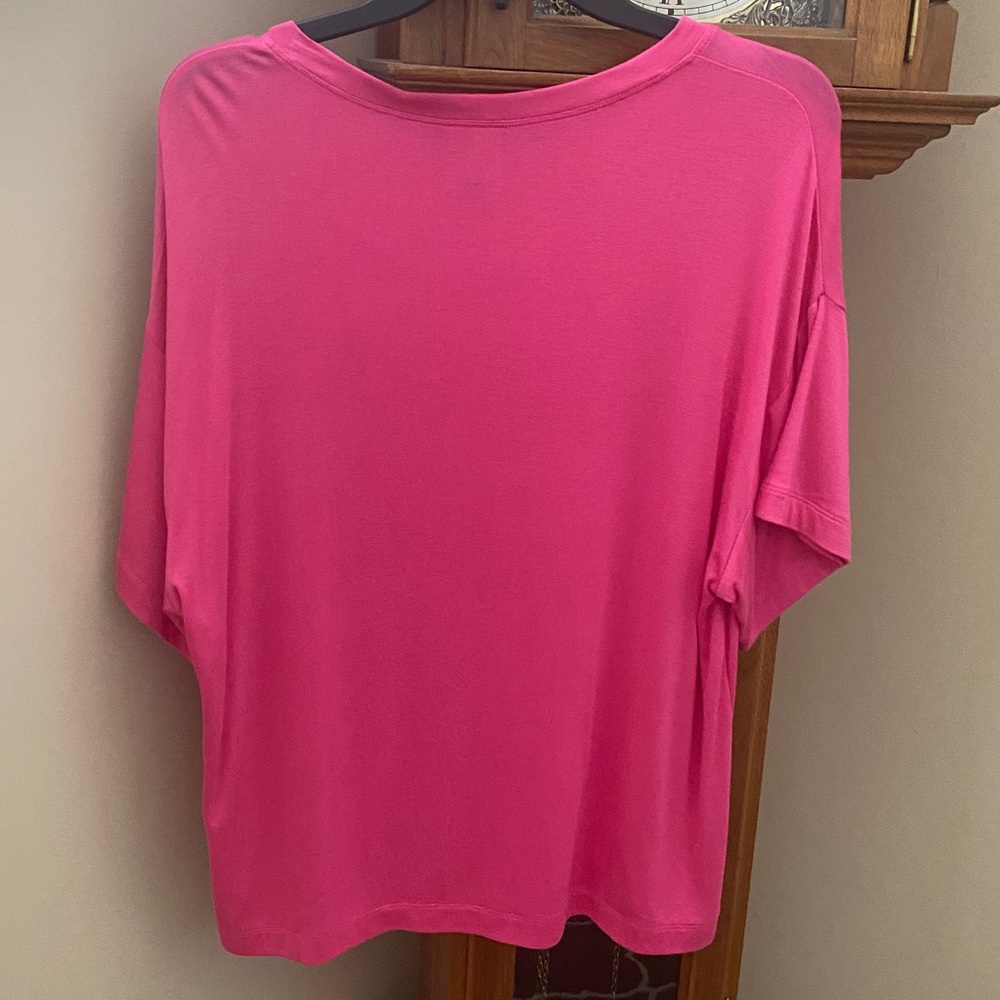 Cabi Relaxed Tee size Medium - Picture 5 of 7